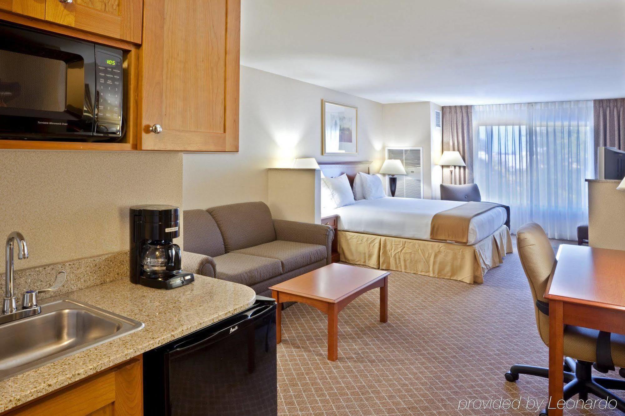 Holiday Inn Express & Suites Lacey - Olympia By Ihg Quarto foto