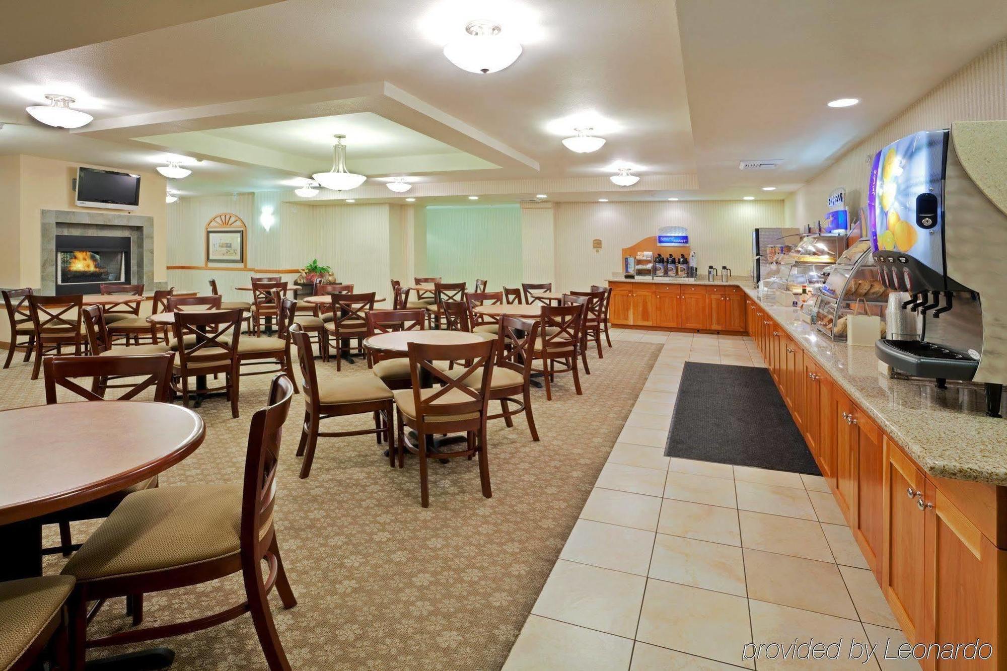 Holiday Inn Express & Suites Lacey - Olympia By Ihg Exterior foto